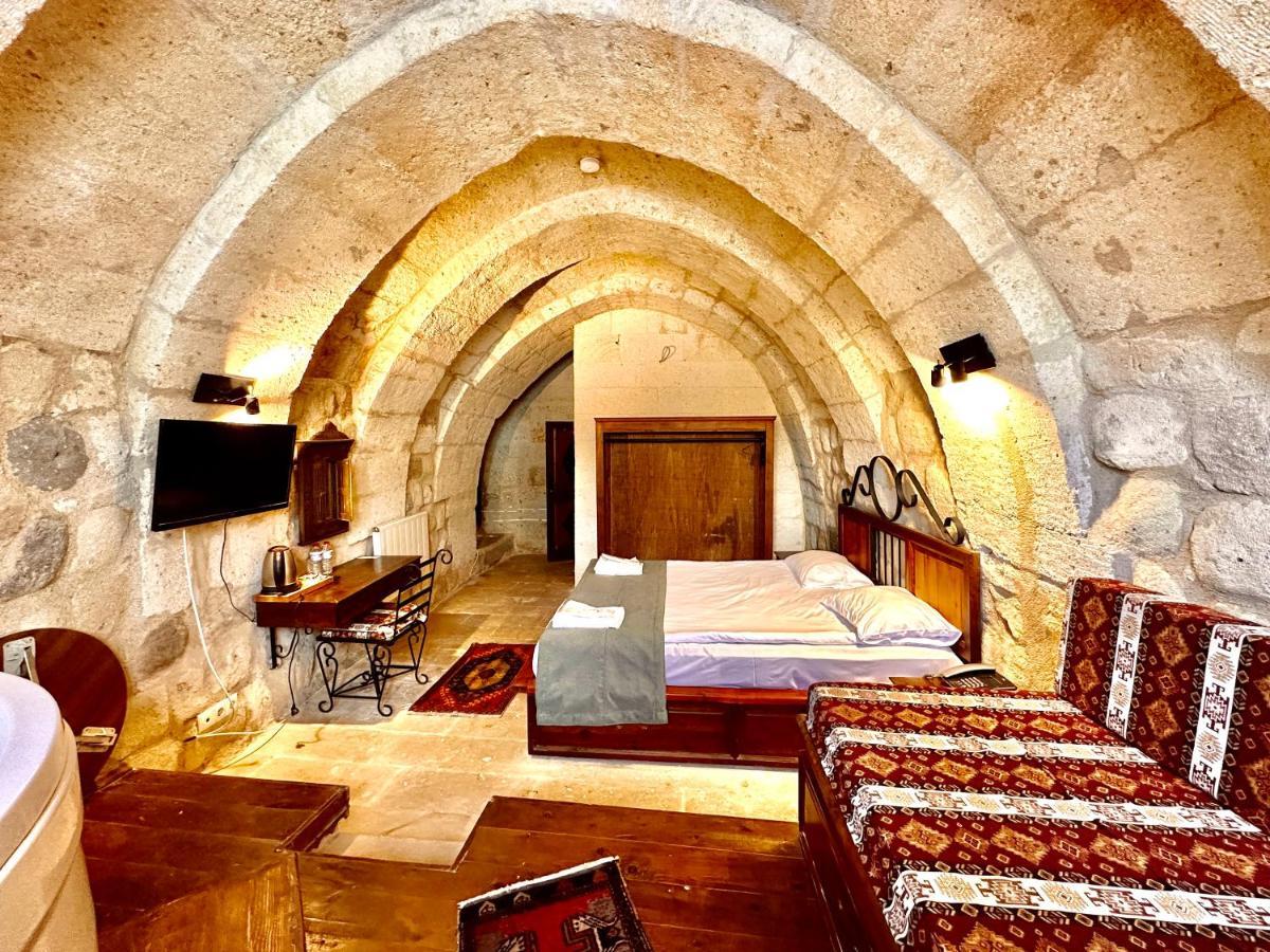 Harkasos Cave Hotel Ürgüp Bagian luar foto